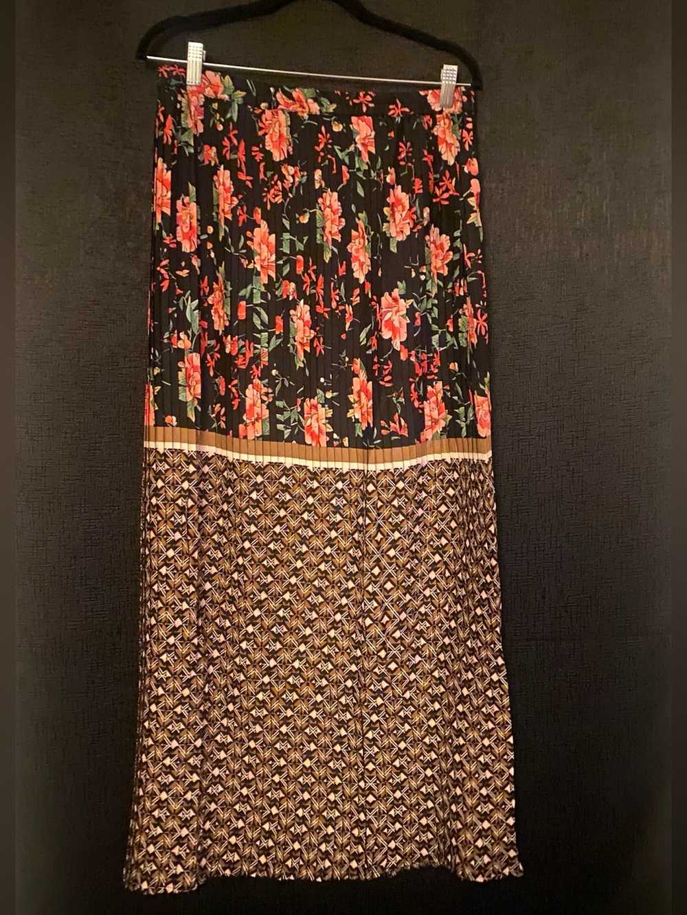 Flint & Moss - NWT Floral & Geometric Pleated Maxi skirt size large